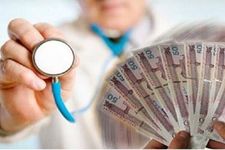 تیتر:افزایش پرداختی از جیب مردم در حوزه سلامت کمرشکن شده است تیتر:افزایش پرداختی از جیب مردم در حوزه سلامت کمرشکن شده است