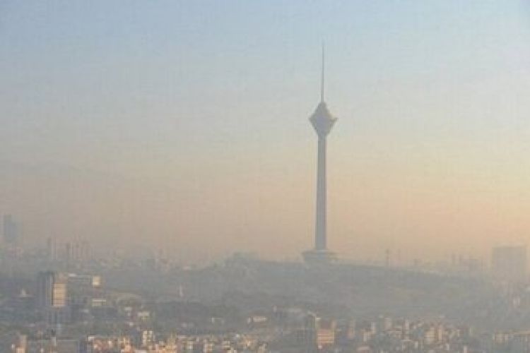 بازگشت هوای آلوده به شهرهای بزرگ؛ این شهر ایران یخ زد