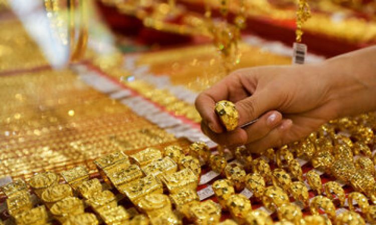 قیمت جهانی طلا امروز 5 مردادماه؛ هر اونس 2369 دلار و 34 سنت شد