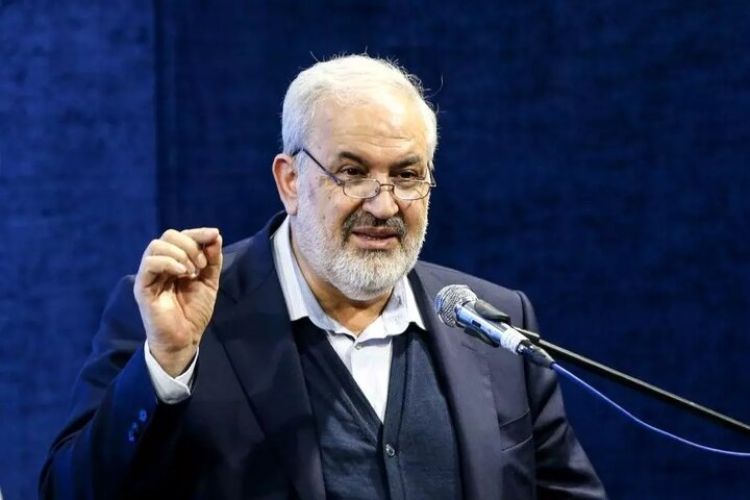 وزیر نیرو: شتاب توسعه نیروگاه‌های خورشیدی باید حفظ شود