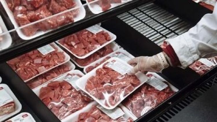 5 کیلو گوشت گوساله با نرخ دولتی، برابر با یک‌سوم حقوق کارگران