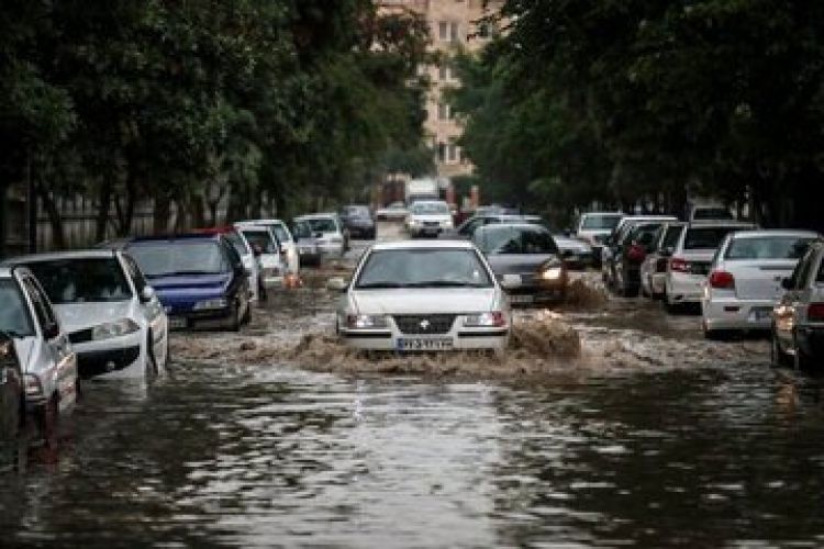احتمال وقوع سیلاب در برخی از مناطق تهران احتمال وقوع سیلاب در برخی از مناطق تهران