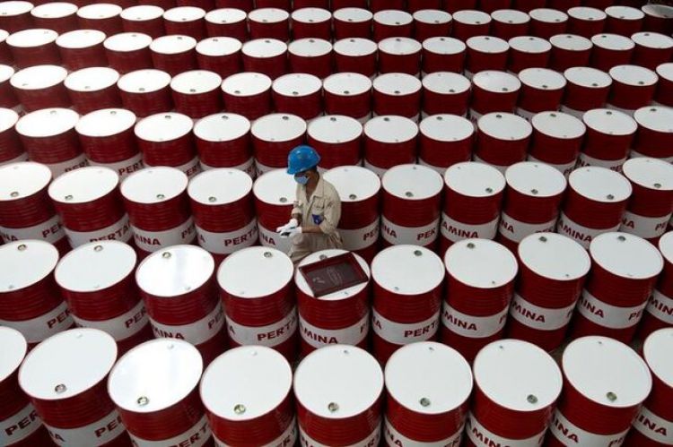  کاهش واردات نفت چین از عربستان و روسیه