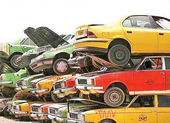 خودروهای فرسوده سالانه 53 هزار میلیارد تومان به کشور ضرر می زنند
