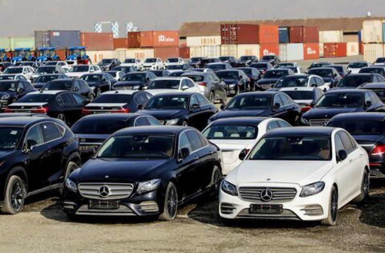 رشیدی‌کوچی: با آئین‌نامه نوشته شده برای واردات، قیمت خودرو بدون تغییر باقی می‌ماند