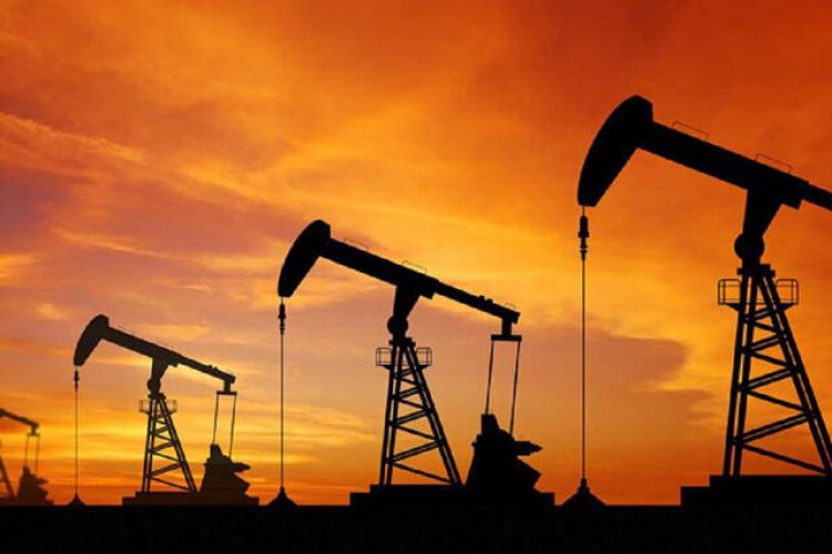 درآمد صادرات نفت در مردادماه معادل کل درآمد نفتی سال 99