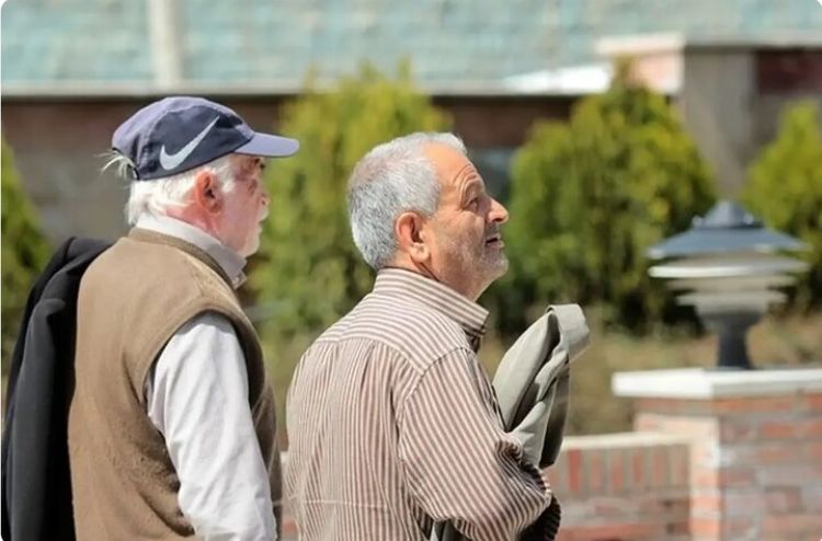 حقوق این گروه از بازنشستگان کاهش یافت/ دلیل کاهش حقوق اعلام شد