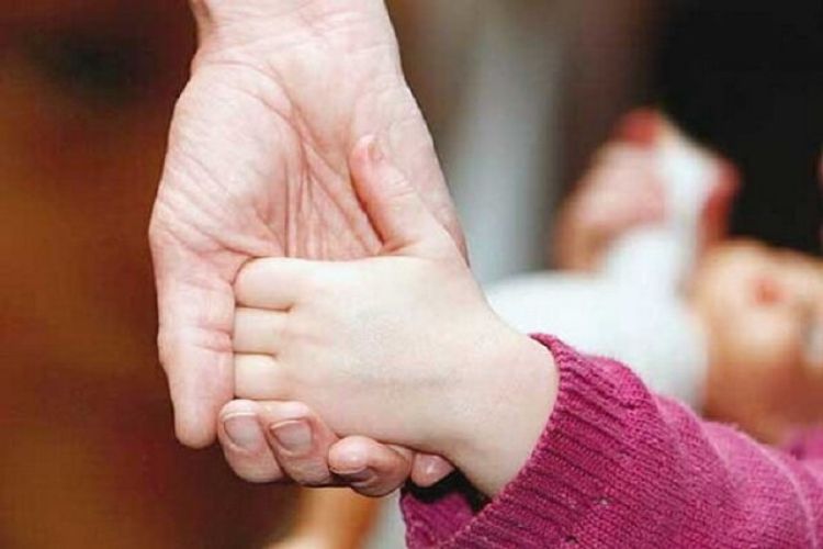  راهی برای حمایت از خانواده‌های دارای «فرزندخوانده» بیمار یا معلول