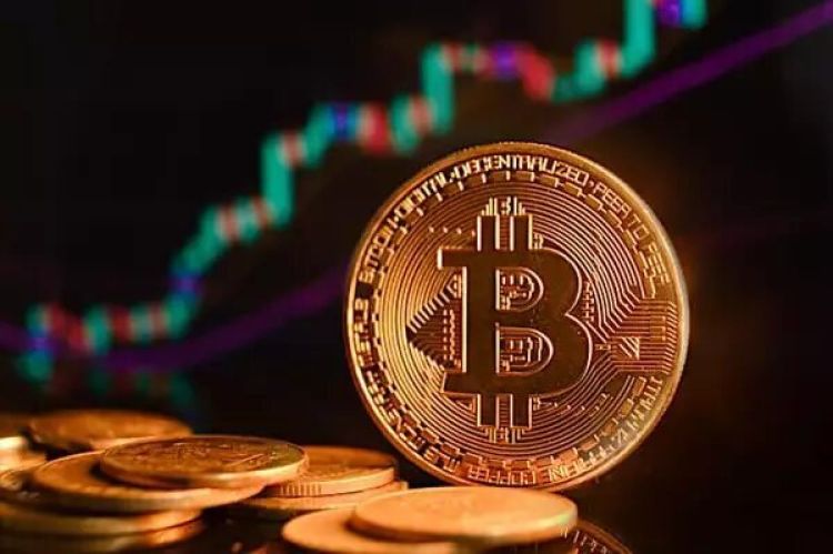 تهدیدهای تازه ترامپ، رمزارزها را یک‌باره به سقوط کشاند