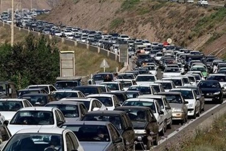 خبری برای مسافران نوروزی؛ ترافیک سنگین در این جاده‌ها