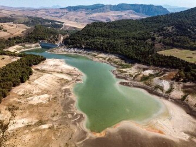 بحران در سد لار؛ 99 درصد ظرفیت سد خالی شد