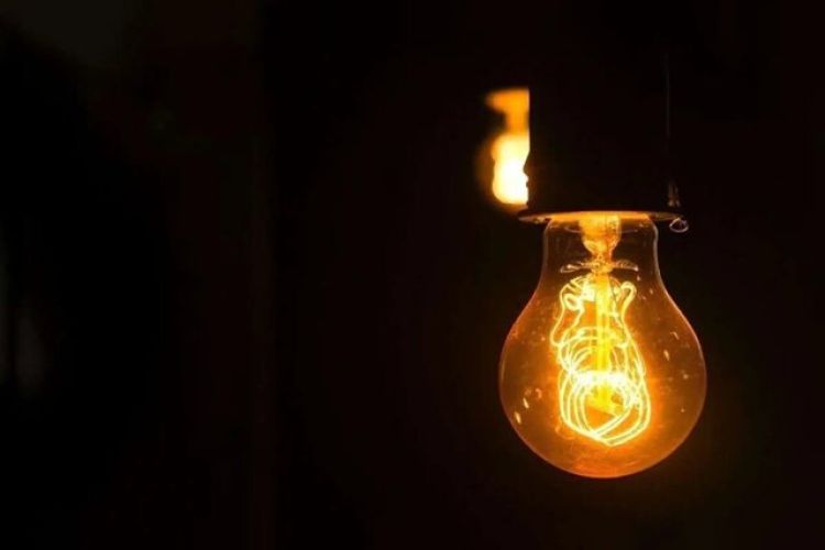 ادارات صرفه‌جویی نکنند مشمول قطع برق خواهند شد