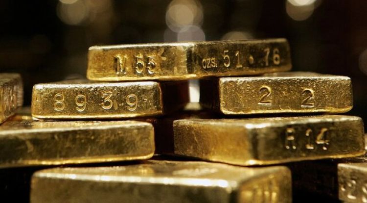 طلای جهانی با تقویت دلار عقب‌نشینی کرد