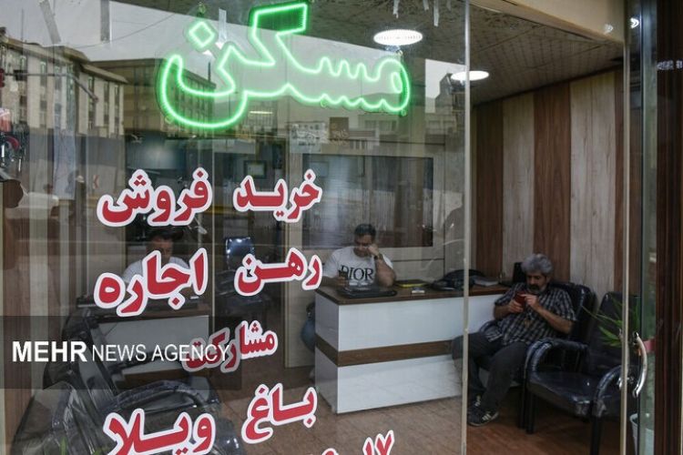 بازار مسکن در ماههای پایانی سال؛ ردپای دلار به قیمتها میرسد؟ بازار مسکن در ماههای پایانی سال؛ ردپای دلار به قیمتها میرسد؟