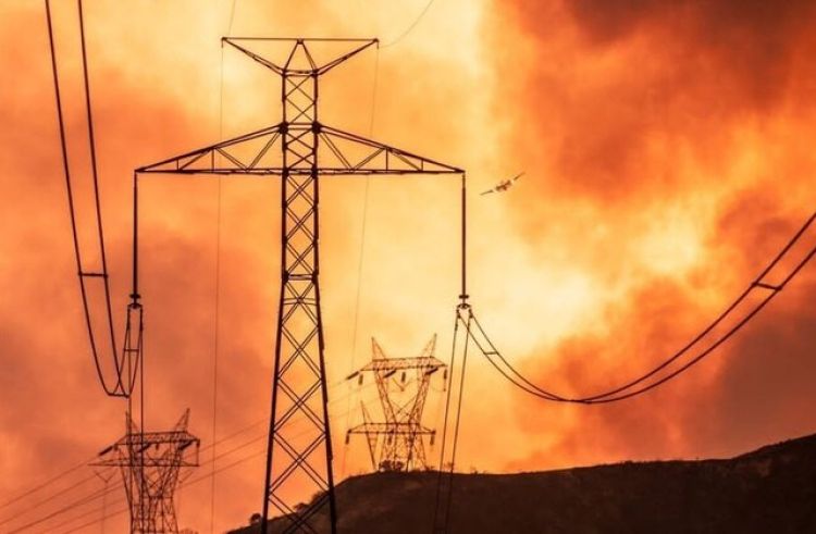 واردات برق ایران سه برابر صادرات شد واردات برق ایران سه برابر صادرات شد