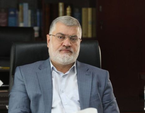 تمدید دورکاری کارکنان دستگاه‌های اجرایی استان تهران با 30 درصد ظرفیت تا 4 تیرماه/ فعالیت بانک‌ها با حداقل 50 درصد شعب کشیک چرخشی‌