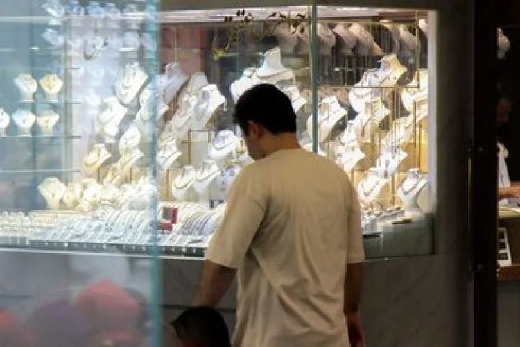 طلا گرفتار سنگین‌ترین افت و خیز قیمتی؛ ریزش‌ها تا کجا ادامه خواهد داشت؟