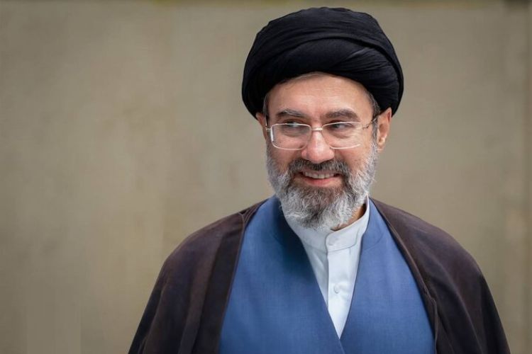  رهبر انقلاب: سال 1405 سال اقتصاد مقاومتی در سایه وحدت ملی و امنیت ملی است + متن کامل