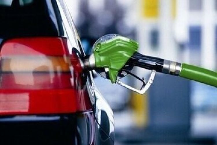  جهش قیمت بنزین در کالیفرنیا؛ احتمال رسیدن بهای سوخت در هر گالن به 10 دلار