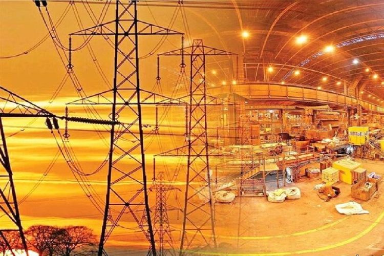 برق وارداتی در راه پتروشیمیها؛ ترکیه و آذربایجان تأمینکننده شدند برق وارداتی در راه پتروشیمیها؛ ترکیه و آذربایجان تأمینکننده شدند
