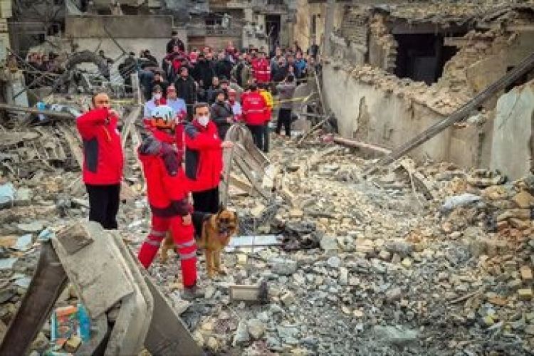  بازار سیداسماعیل تهران هدف حمله دشمن قرار گرفت