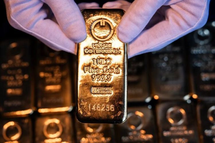 عقبنشینی قیمت طلا در بازارهای بینالمللی عقبنشینی قیمت طلا در بازارهای بینالمللی