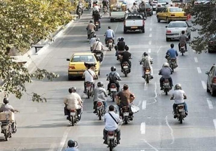 افزایش 50 درصدی قیمت موتورسیکلت؛ بازار همچنان با کمبود لوازم یدکی روبهروست افزایش 50 درصدی قیمت موتورسیکلت؛ بازار همچنان با کمبود لوازم یدکی روبهروست