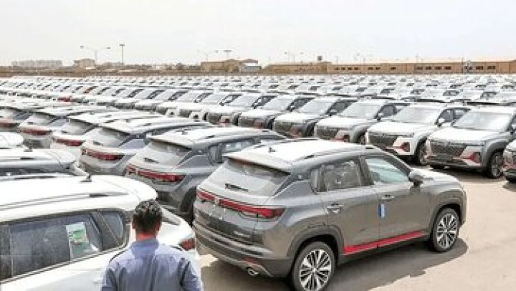  ثبت سفارش خودروهای وارداتی از محل ‌بودجه 1404 متوقف شد