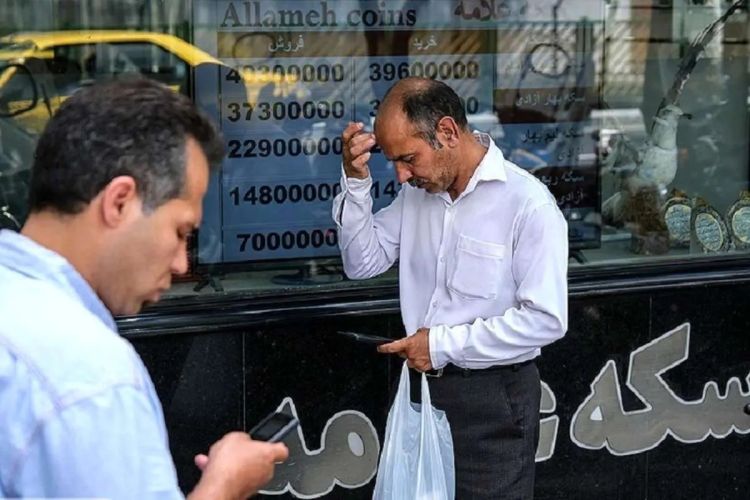 هشدار اتحادیه به خریداران طلا؛ تا ایجاد ثبات دست نگه دارید هشدار اتحادیه به خریداران طلا؛ تا ایجاد ثبات دست نگه دارید