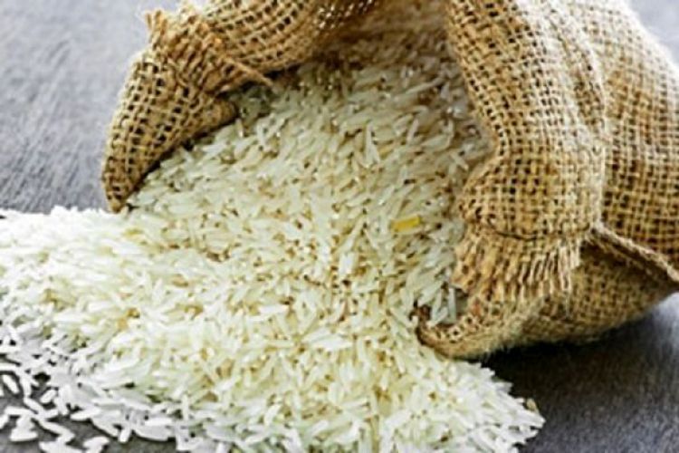  انتقاد واردکنندگان برنج از بانک مرکزی