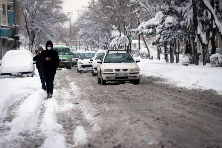آماده‌باش کامل مدیریت بحران برای موج برف و سرما در تهران/ غافلگیری دستگاه‌ها قابل توجیه نیست