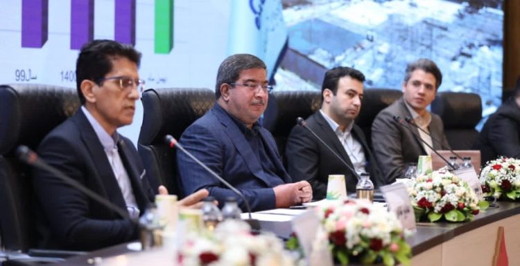 سرمایه هلدینگ پترو پالایش اصفهان به 371هزار میلیارد ریال افزایش یافت