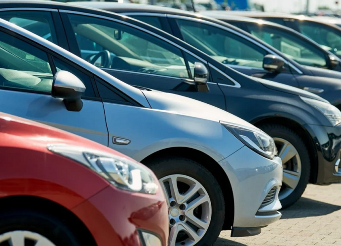 قیمت خودرو امروز 3 اسفند 1404؛ افزایش چشمگیر قیمت یک کراس‌اوور مونتاژی