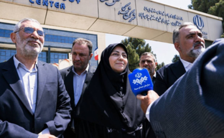 افتتاح بزرگ‌ترین نیروگاه خورشیدی سقفی کشور با حضور رئیس‌ سازمان حفاظت محیط زیست