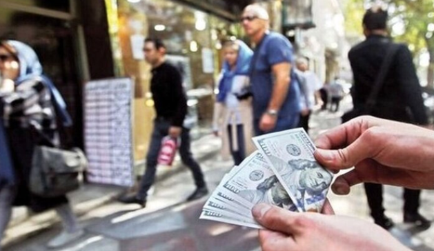 قیمت دلار و انواع ارزها زمان بازگشایی بازار 17 شهریور 1405/ فشار برای کاهش قیمت ارز زیاد شد 
