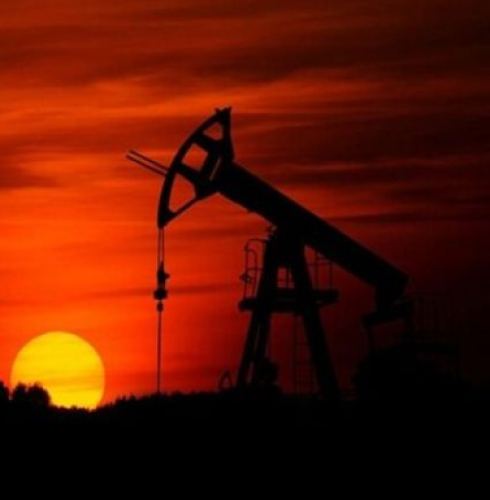 نفت در بازار جهانی به بالای 100 دلار رسید نفت در بازار جهانی به بالای 100 دلار رسید