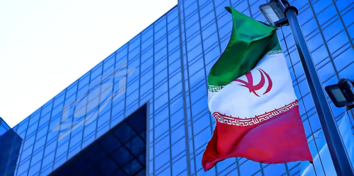 حمایت 42 اقتصاددان از سیاست ارزی بانک مرکزی