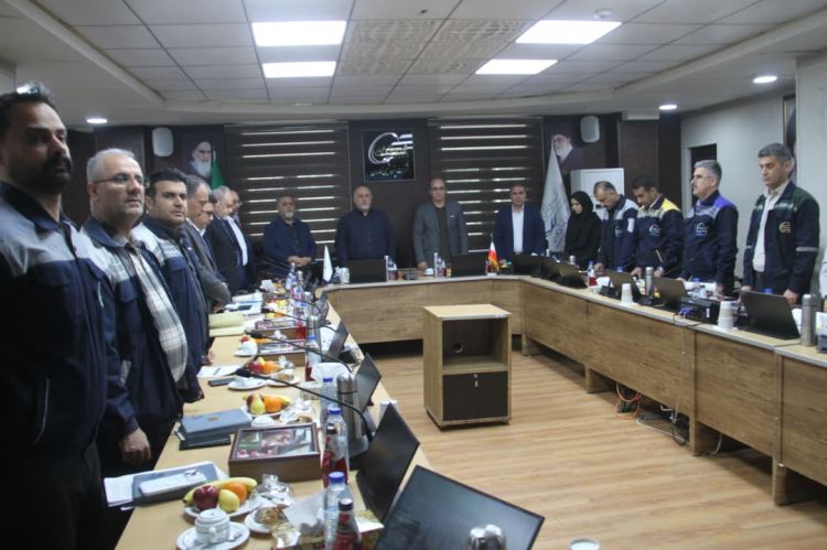 افزایش ظرفیت و تولید پایدار؛ محور نشست مشترک پتروشیمی‌های کارون، اروند و هلدینگ خلیج‌فارس