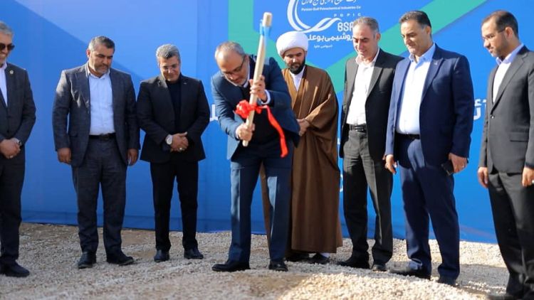 دبستان 12 کلاسه شرکت پتروشیمی بوعلی سینا در بندرامام خمینی (ره) کلنگ‌زنی شد