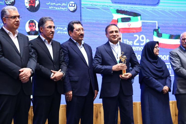 افتخاری دیگر برای دو شرکت گروه صنعتی ایران‌ترانسفو در روز ملی صادرات