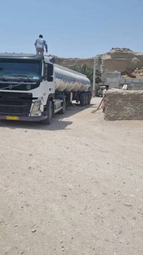 4 تانکر آبرسانی سیار در حال خدمت رسانی به 20 روستای غرب جاسک هستند