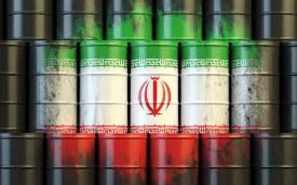 نفت ایران ممنوع نباشد به اروپا هم می‌رود/ حل و فصل مشکل بانکی، لازمه بازگشت به بازار