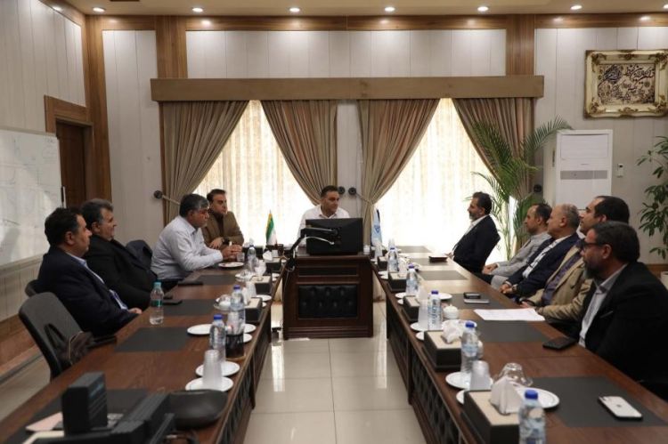 نشست مشترک مدیران عامل سازمان منطقه ویژه اقتصادی پتروشیمی و شرکت پایانهها و مخازن پتروشیمی برگزار شد نشست مشترک مدیران عامل سازمان منطقه ویژه اقتصادی پتروشیمی و شرکت پایانهها و مخازن پتروشیمی برگزار شد