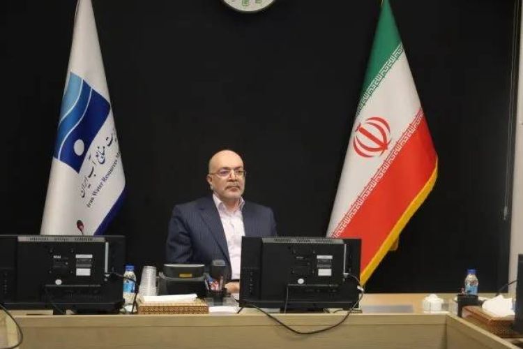 تأکید معاون وزیر نیرو بر نقش کلیدی خیرین در حل چالش‌های آب/ مجمع خیرین آب باید رویکردی وسیع‌تر در حوزه مسائل اجتماعی و محیط زیستی اتخاذ کند