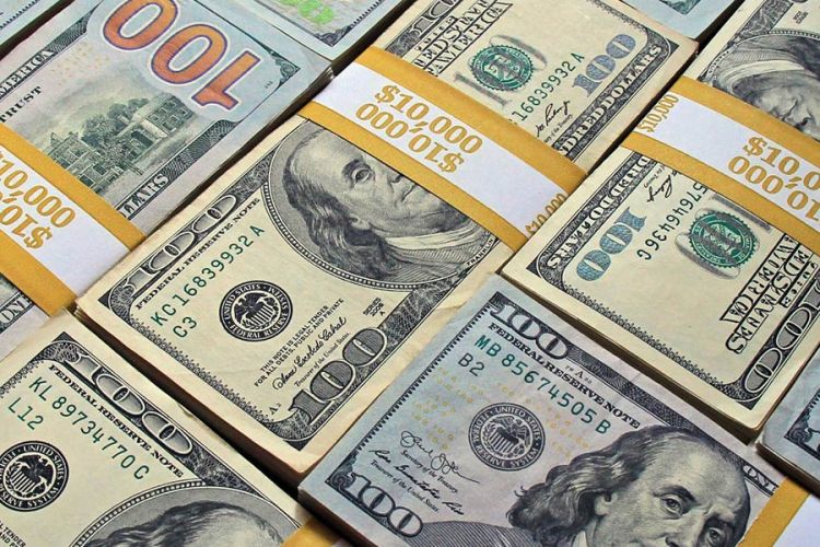 شکاف 33 درصدی دلار، چالش جدید بازار ارز