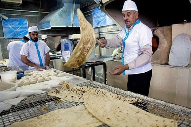  نانوایان هنوز در فروش نان تخلف می‌کنند