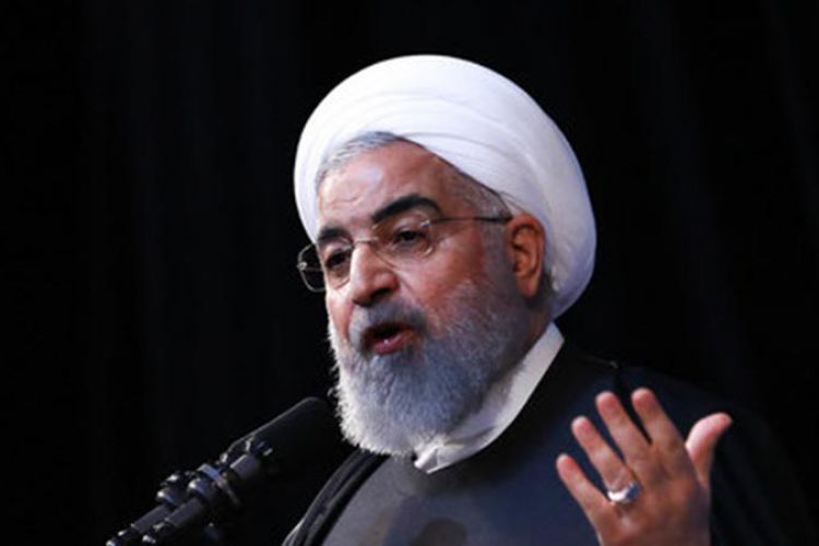  روحانی: فساد میلیارد دلاری را برای مردم توضیح دهید
