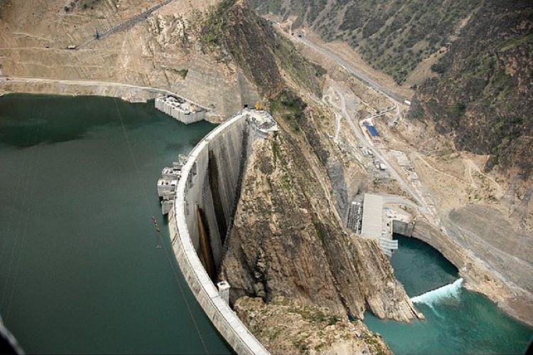  وزیر نیرو: 10 سد بزرگ تا پایان امسال افتتاح می‌شود