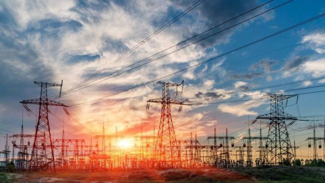 تامین پایدار برق در تابستان با تدابیر دولت سیزدهم/ رشد 30 درصدی تامین برق صنایع