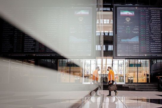 کاهش تنش‌های سیاسی و کنار گذاشتن قیمت‌گذاری دستوری، دو شرط رونق بورس